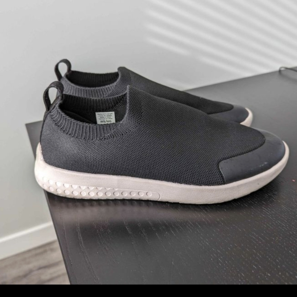 Heyfolks Voyageurs Black Bloom